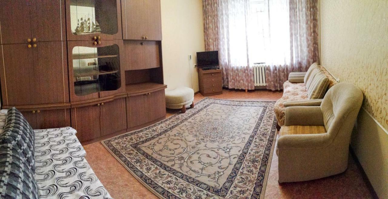 Апартаменты На Улице Розыбакиева, 275-2 Alma-Ata Buitenkant foto